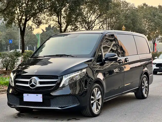 MERCEDES-BENZ V CLASS