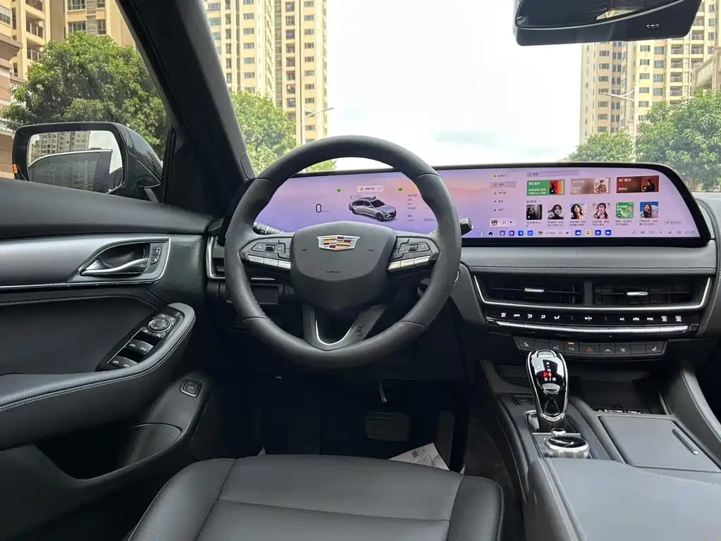 Cadillac CT5 — миниатюра 16