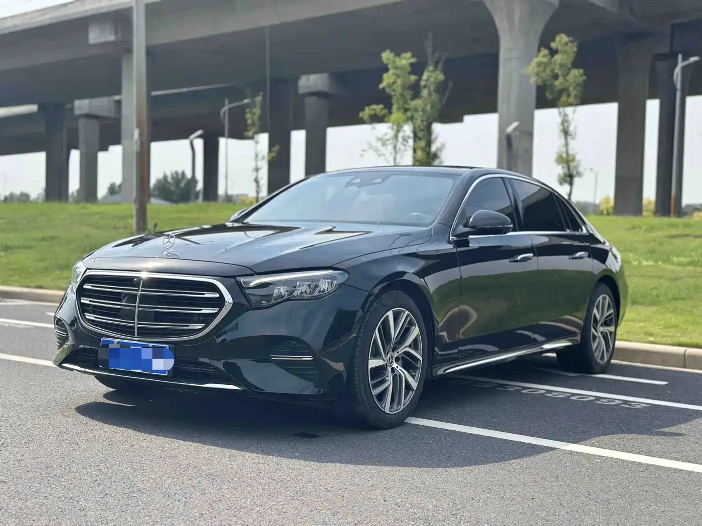 奔驰E级 2024款 E 300 L 时尚型 2024