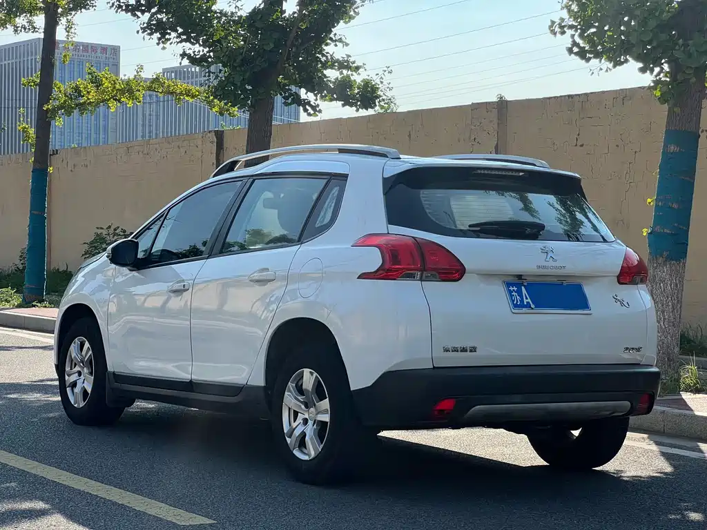 Peugeot 2008 — миниатюра 5