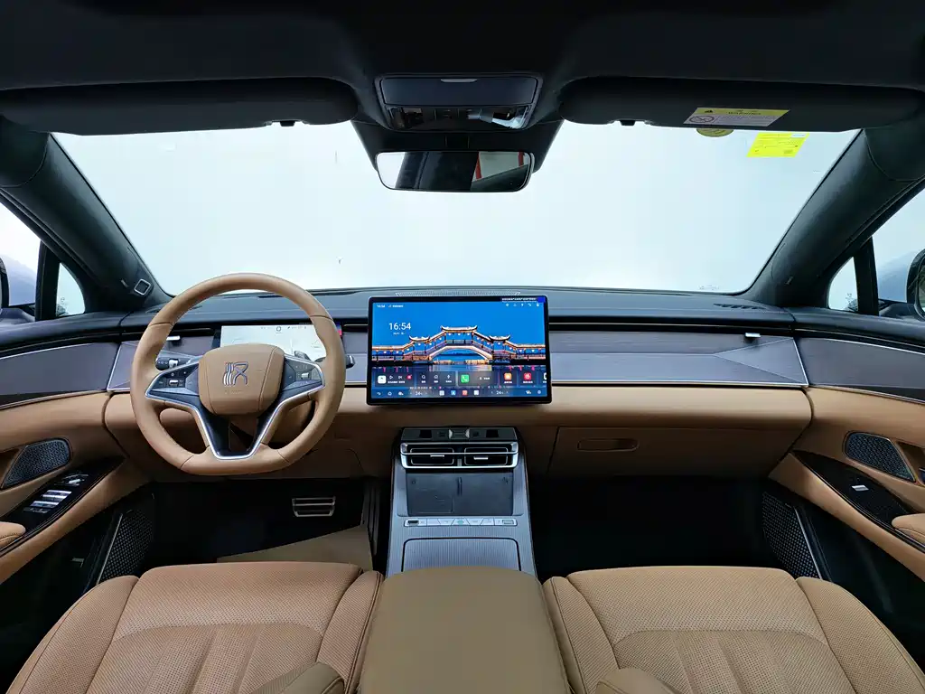 BYD Han L 2025 EV Flagship