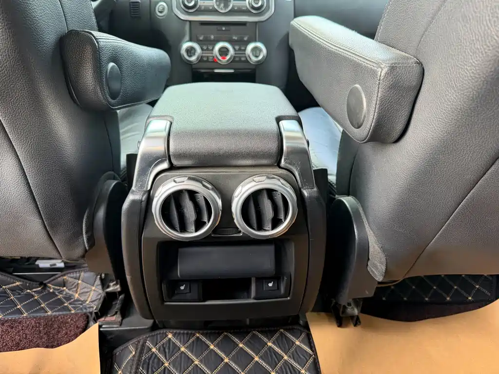 Land Rover Discovery — миниатюра 14