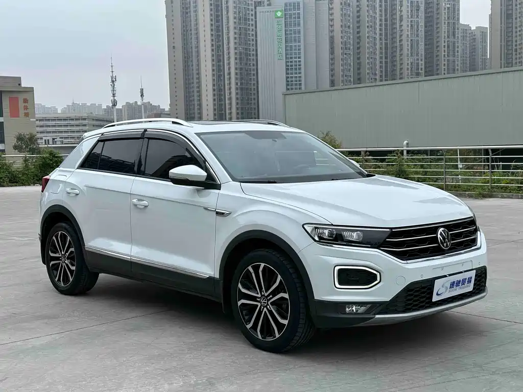 Volkswagen T-Roc — миниатюра 3