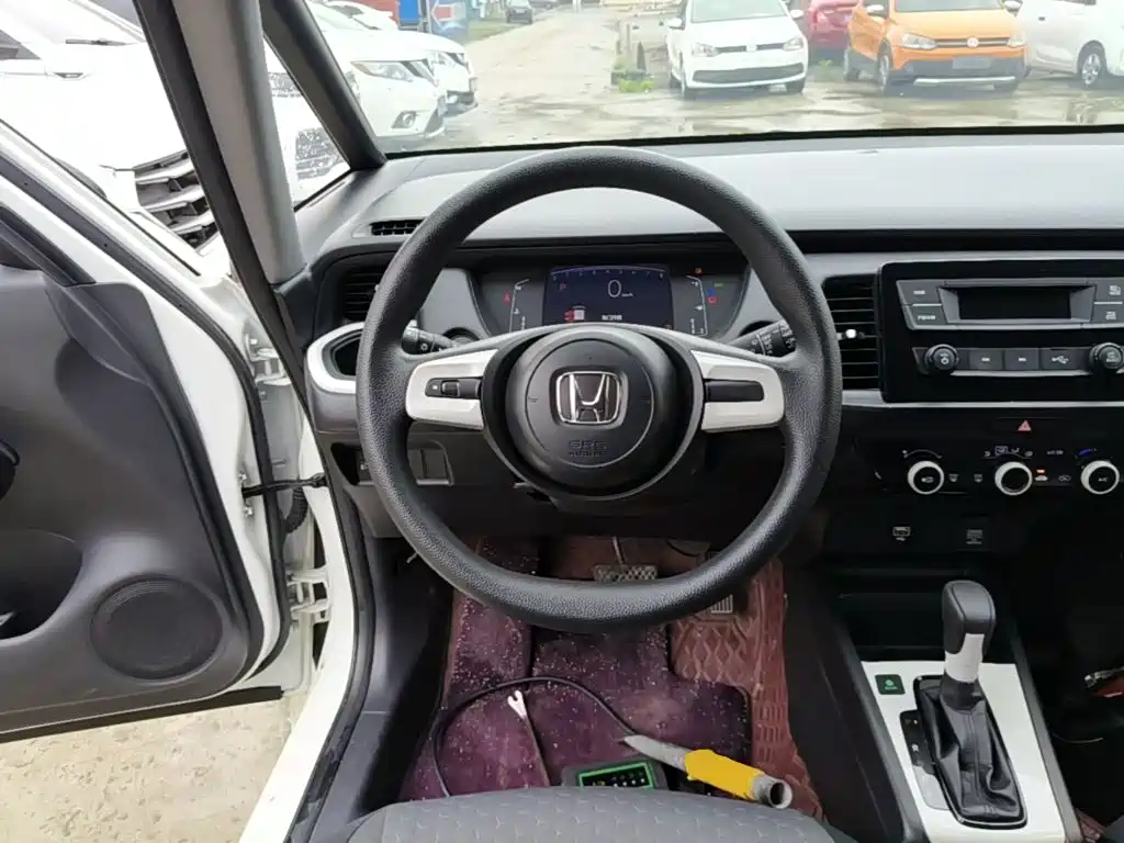 Honda Fit — миниатюра 11