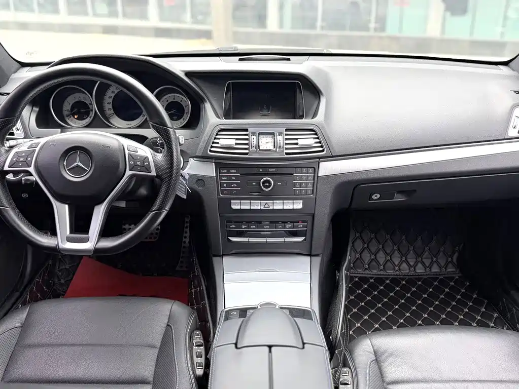 Mercedes-Benz E-Class (Import) — миниатюра 7