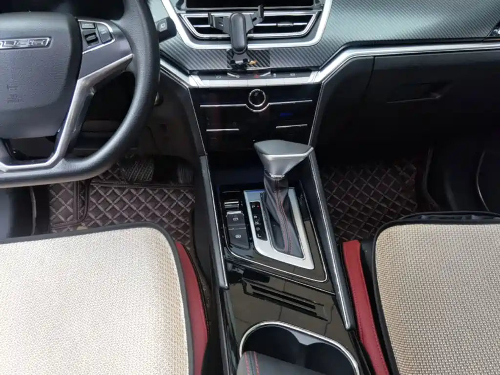 Venucia T60 — миниатюра 10
