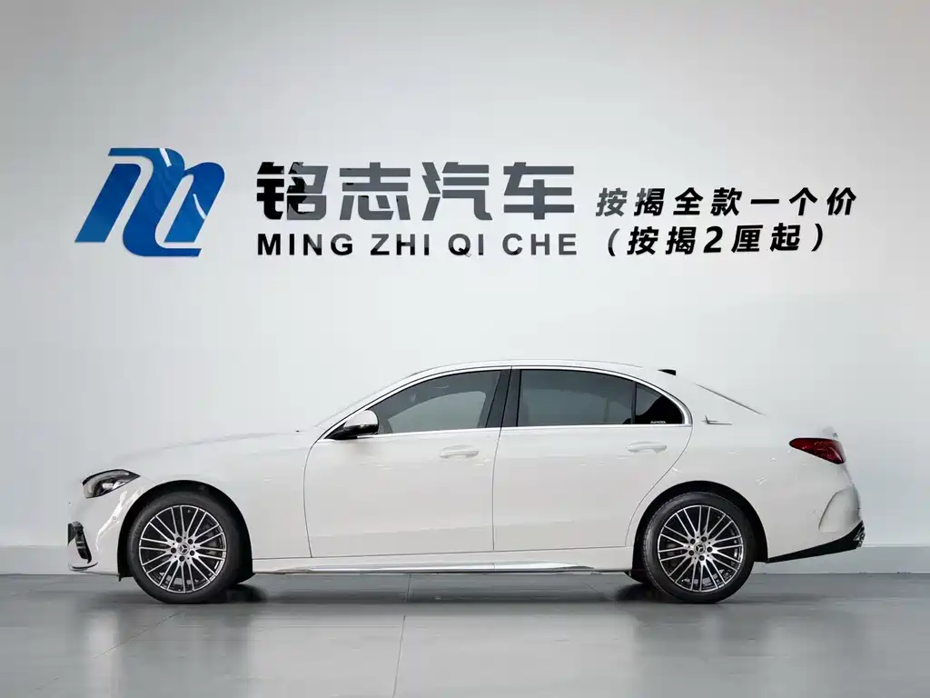Mercedes-Benz C-Class — миниатюра 8