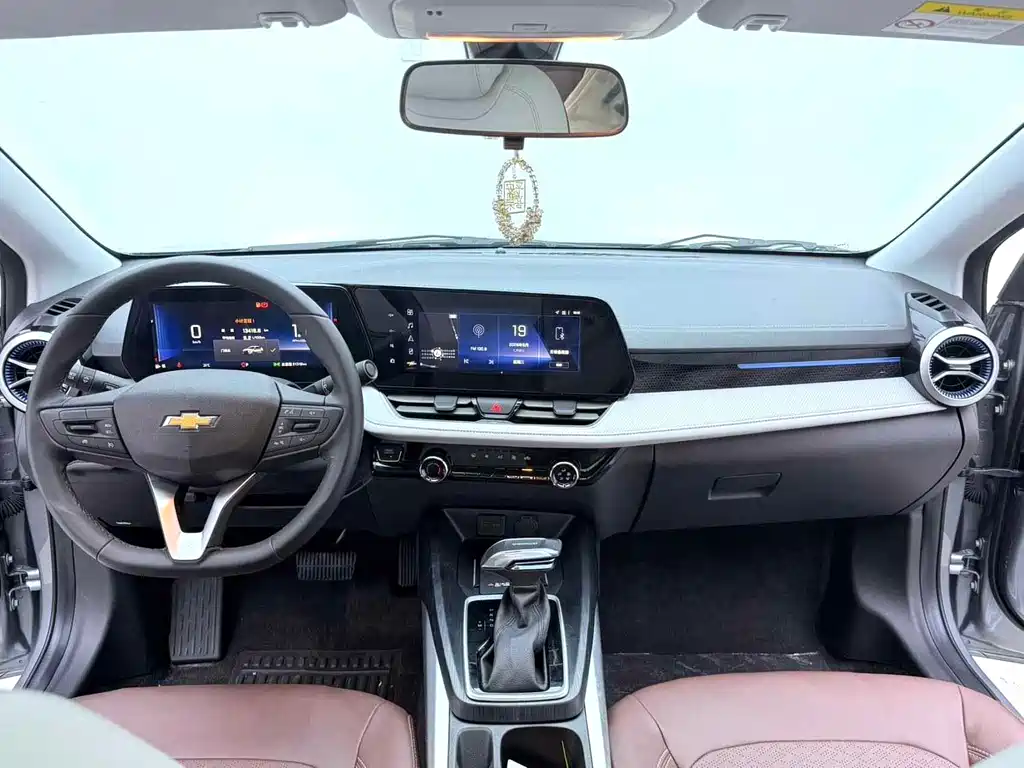 Chevrolet Monza — миниатюра 10