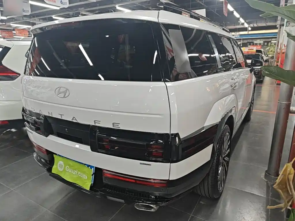 Hyundai Santa Fe — миниатюра 7