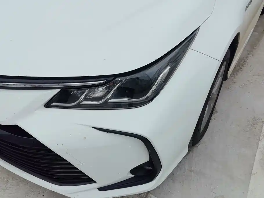 Toyota Corolla — миниатюра 5