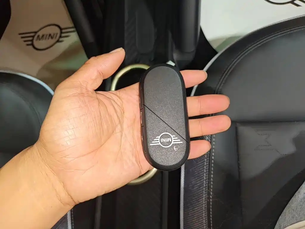 MINI MINI COOPER EV — миниатюра 9