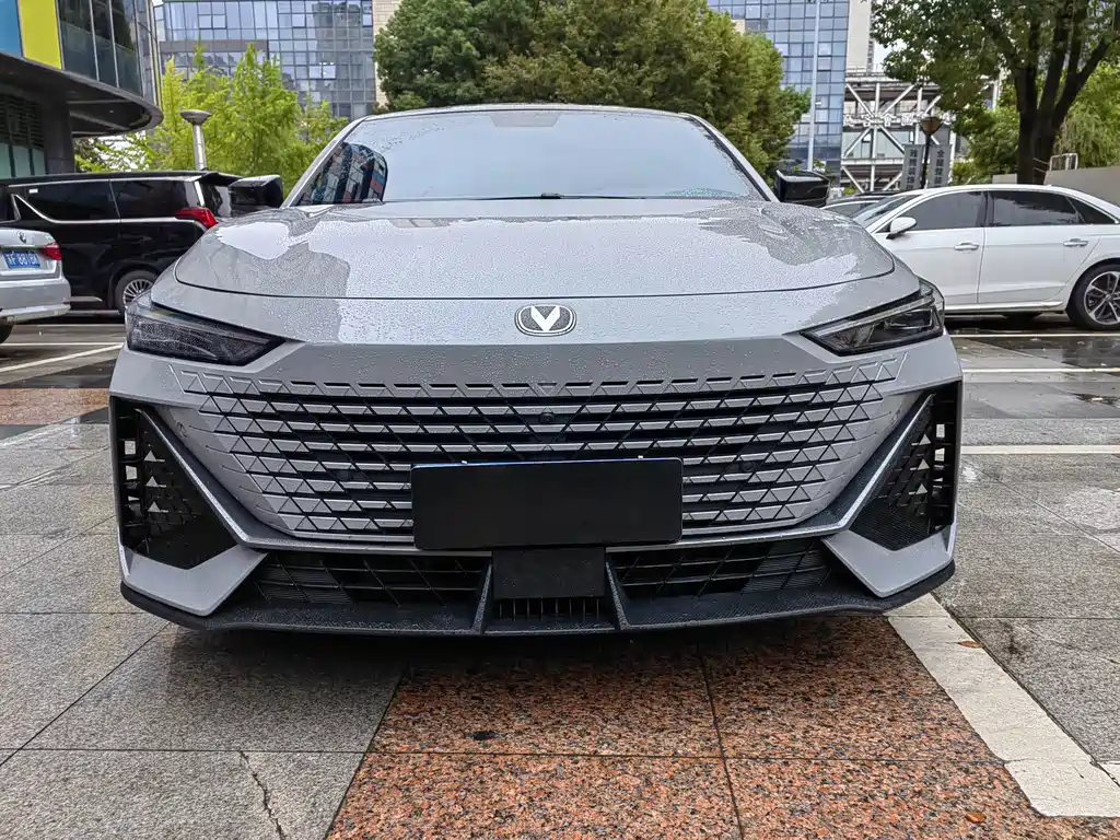 Changan UNI-V — миниатюра 8