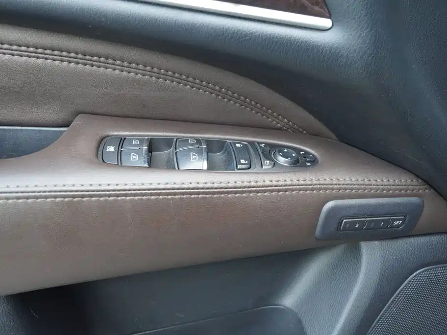Infiniti JX — миниатюра 12