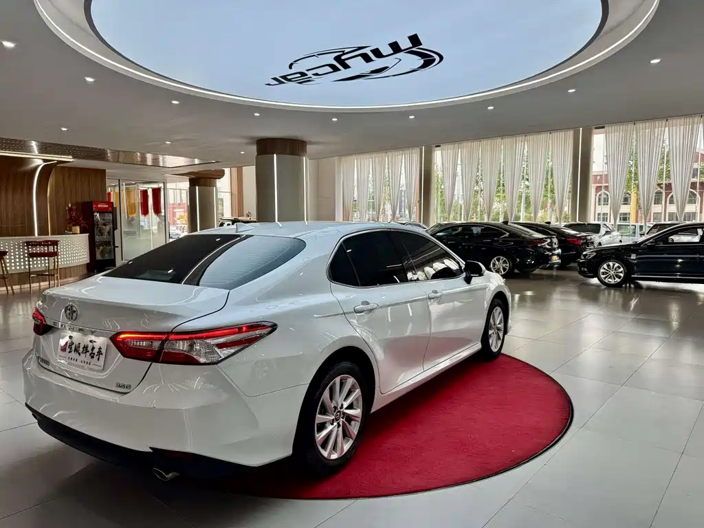 Toyota Camry 2023 2.0GVP Lead