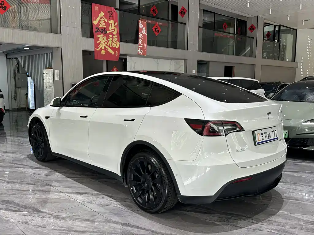 Tesla Model Y — фотографии объявления, Фото 23