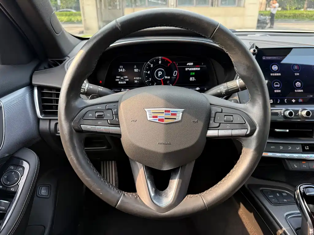 Cadillac CT5 — миниатюра 15