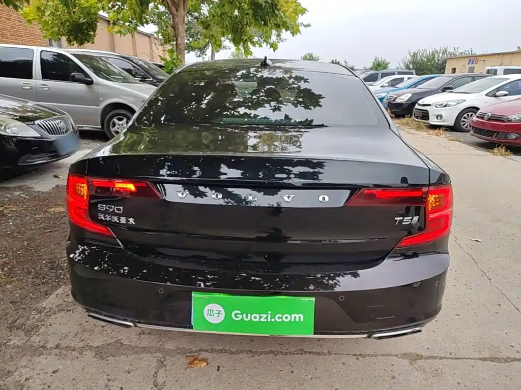 Volvo S90 — миниатюра 6