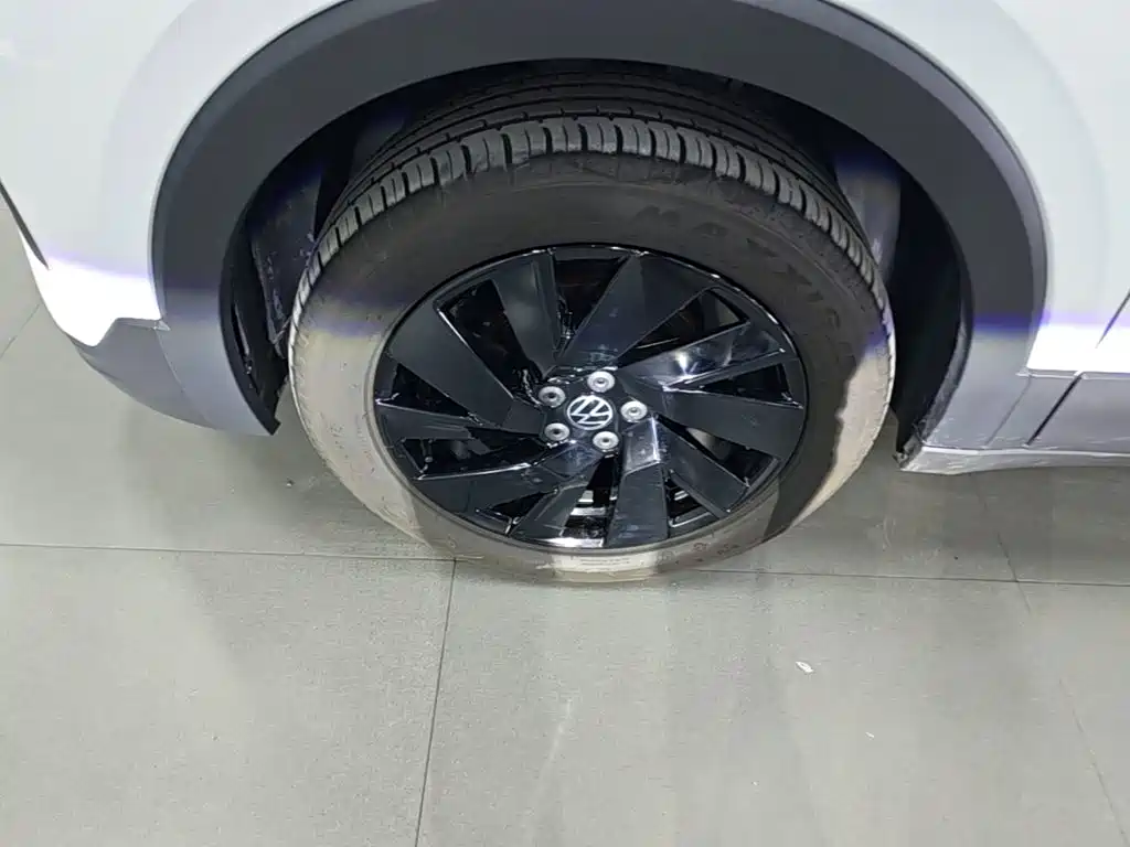 Volkswagen Tharu — миниатюра 23