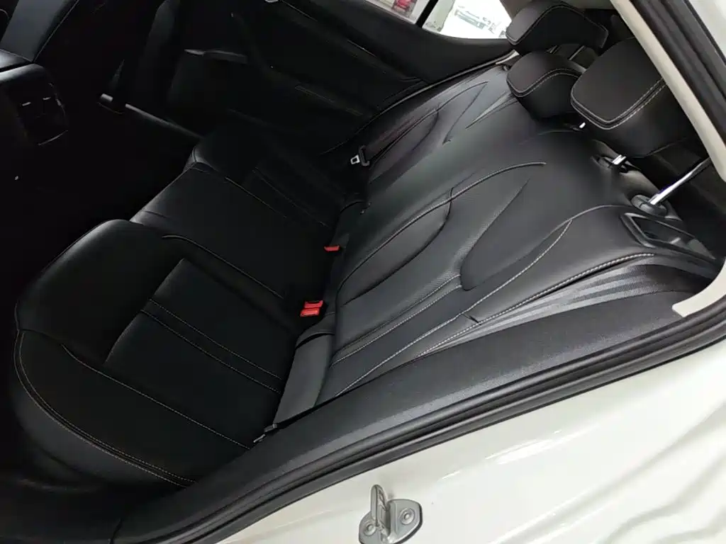 Skoda Octavia — миниатюра 17