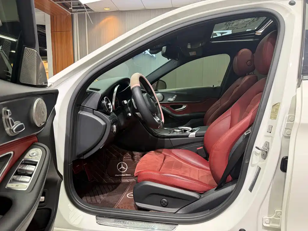 Mercedes-Benz C-Class — миниатюра 10