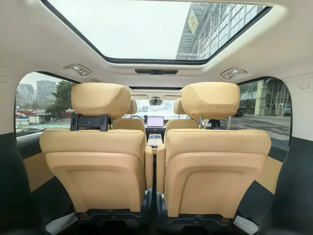 GAC TRUMPCHI E8 NEW ENERGY