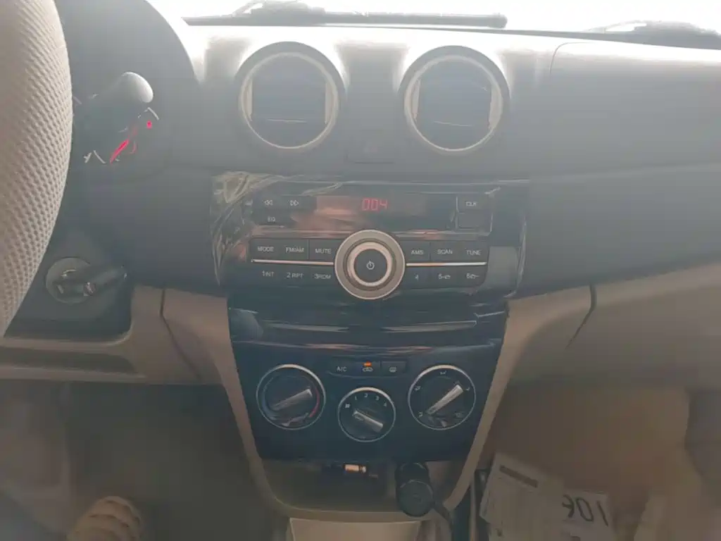 Changan V3 — миниатюра 13