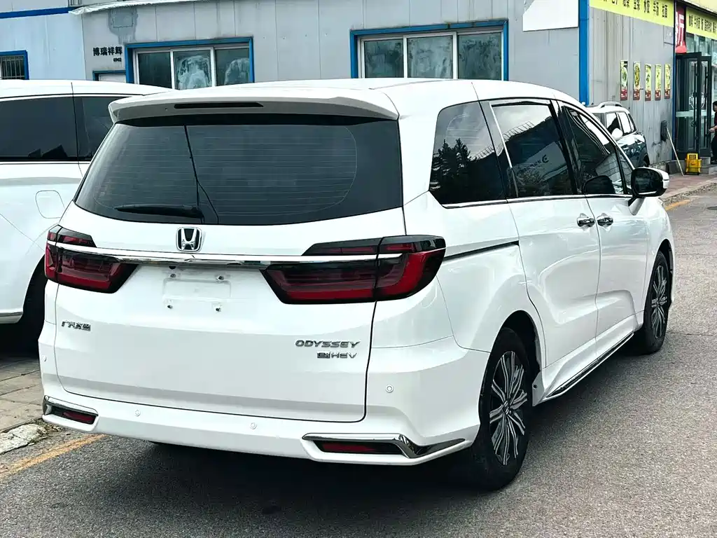 Honda Odyssey — миниатюра 10