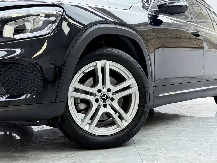 Mercedes-Benz GLB — миниатюра 3