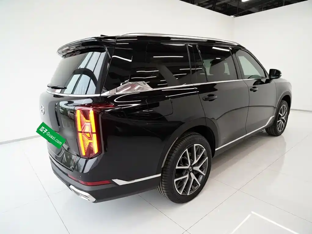 GAC GS8 2025 2.0TGDI Luxury 5 мест