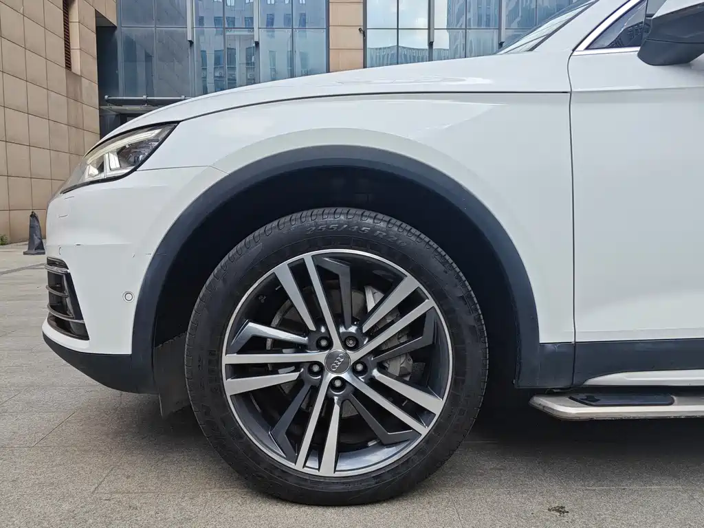 Audi Q5L 2020 45 TFSI Premium Fashion