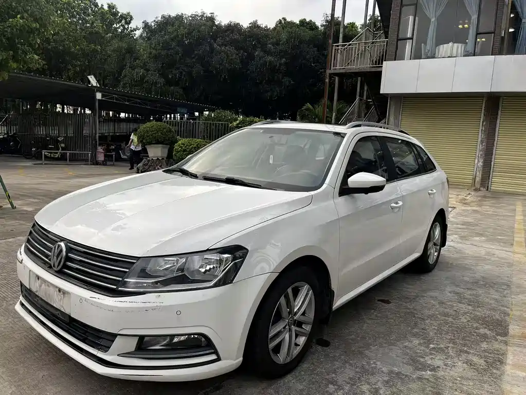 Volkswagen Gran Lavida 2016