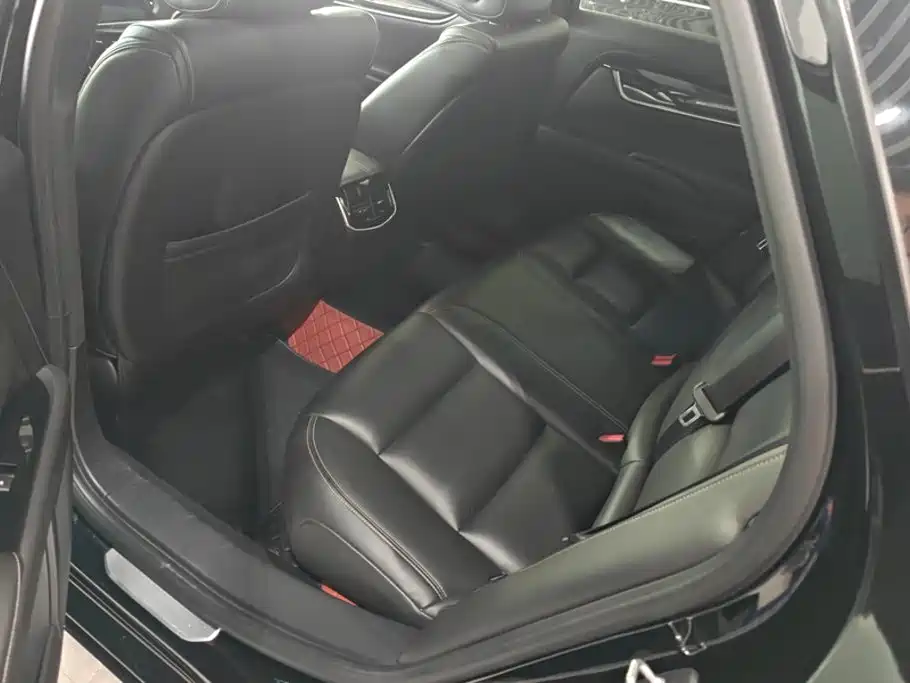 Cadillac XTS — миниатюра 11