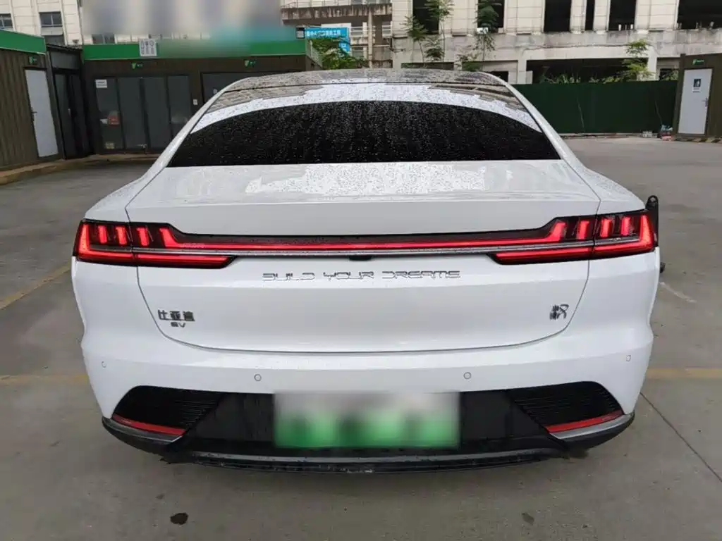 BYD Han — миниатюра 6