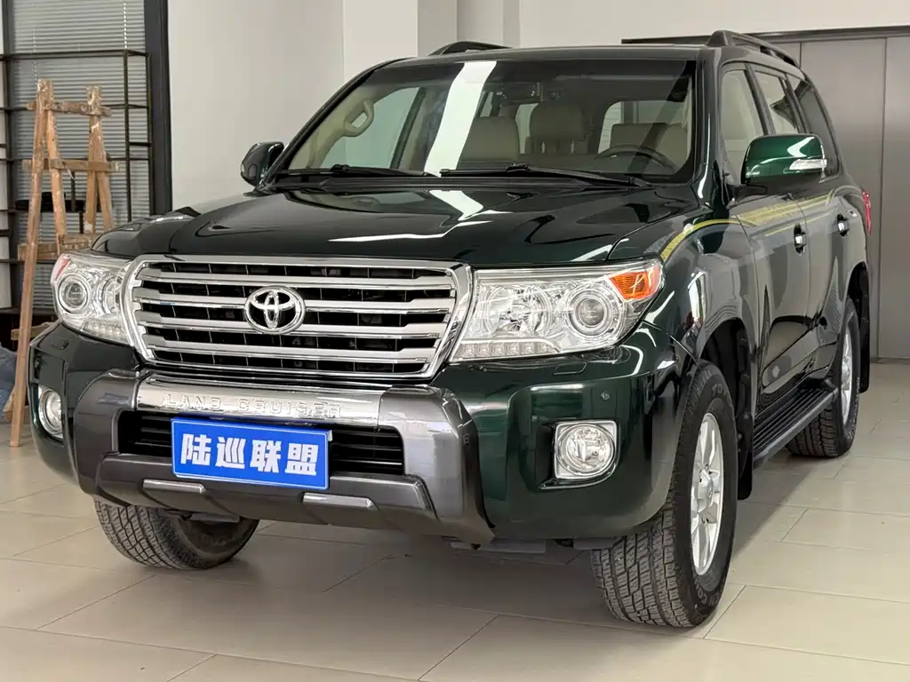 Toyota Land Cruiser 2014