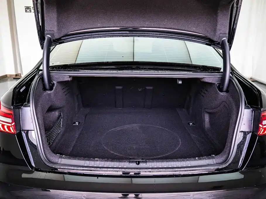 Audi A6L — миниатюра 8