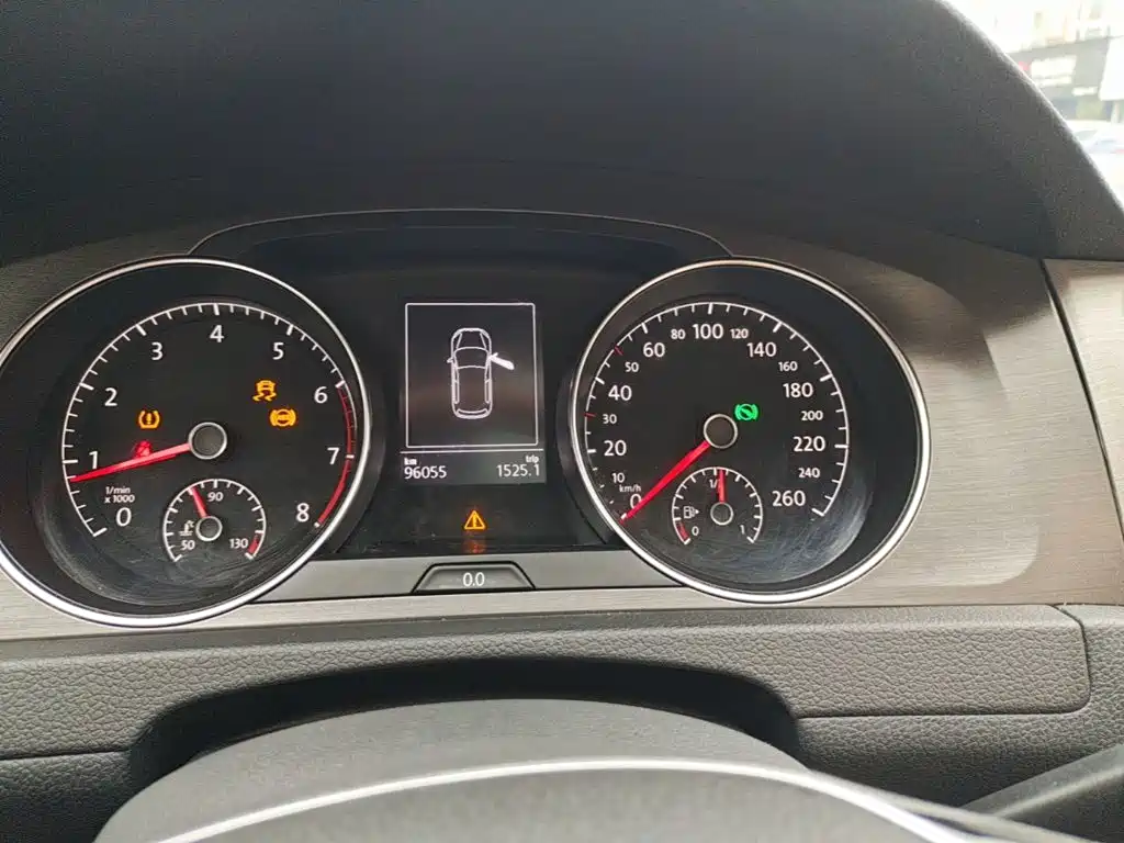 Volkswagen Golf — миниатюра 12