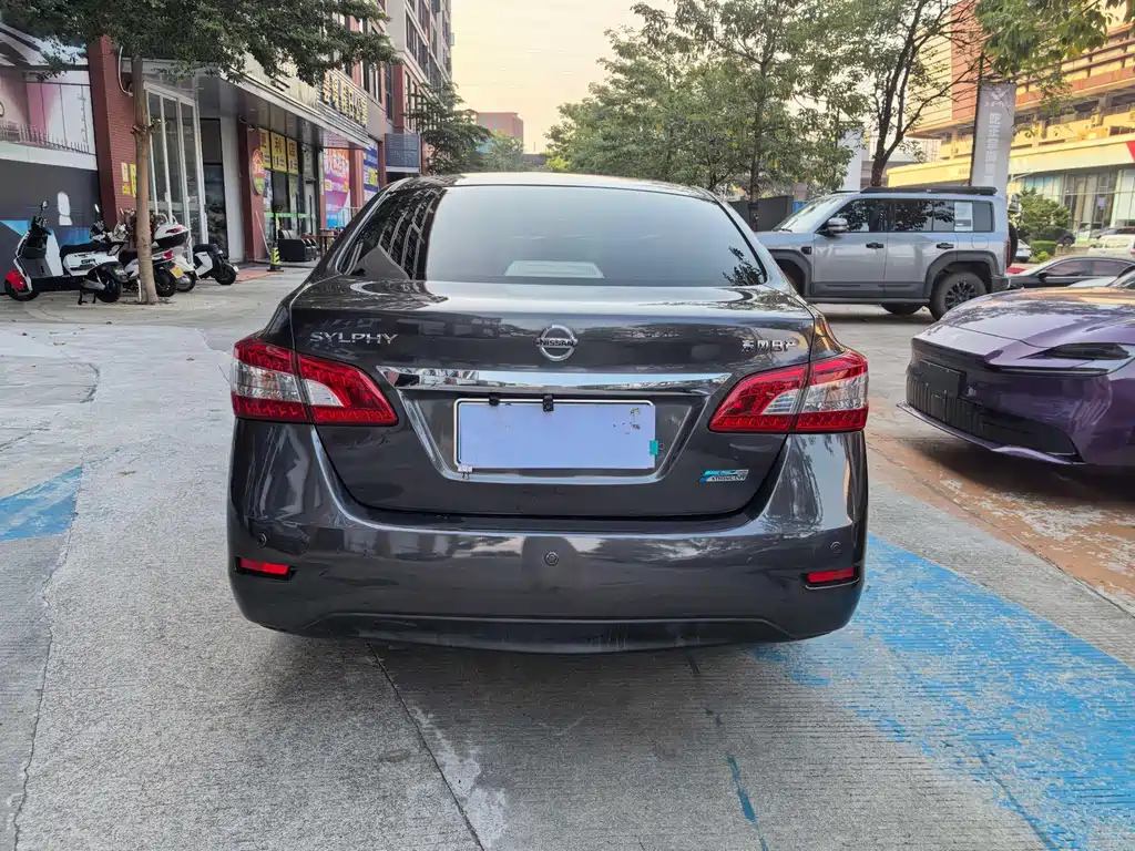 Nissan Sylphy — миниатюра 6