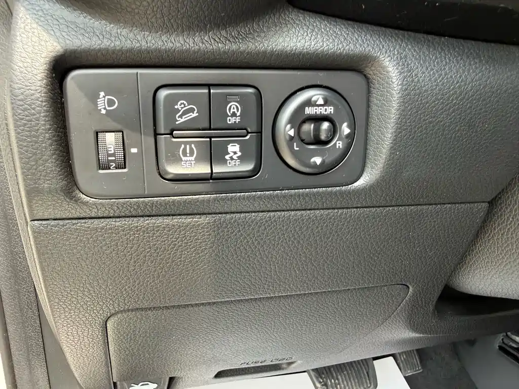 Kia KX1 - фото 15