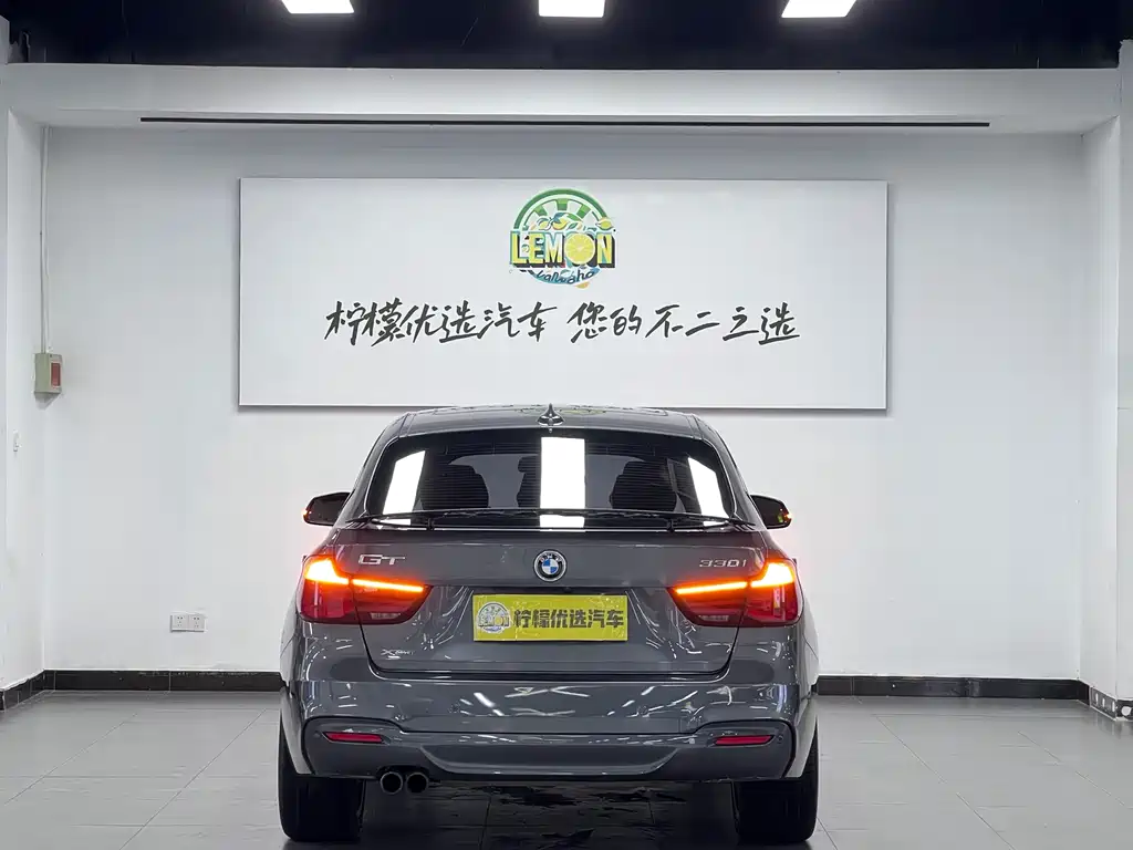 BMW 3 Series GT 3 GT 2019 330i xDrive M Sport