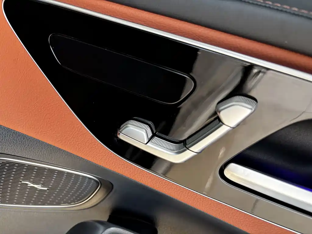 Mercedes-Benz GLC — миниатюра 23
