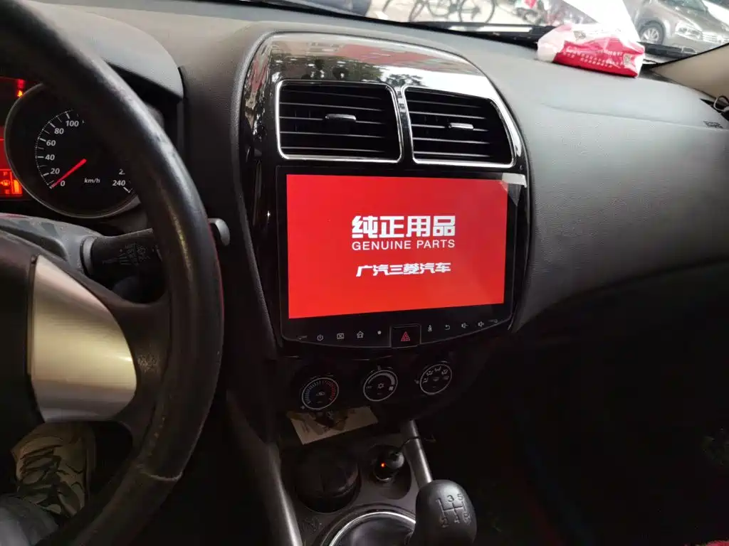 Mitsubishi ASX — миниатюра 9