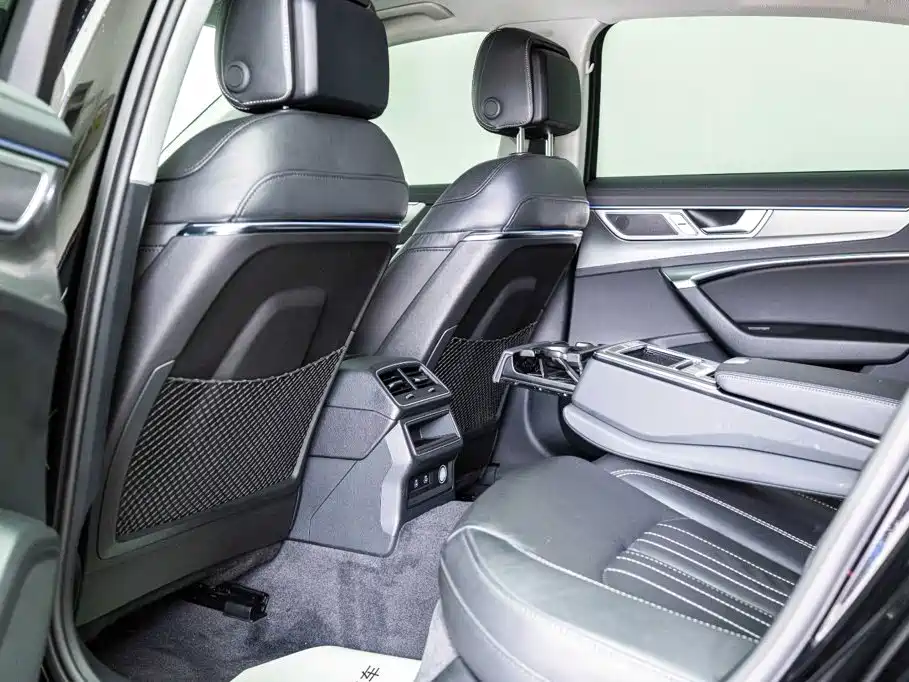 Audi A6L — миниатюра 6