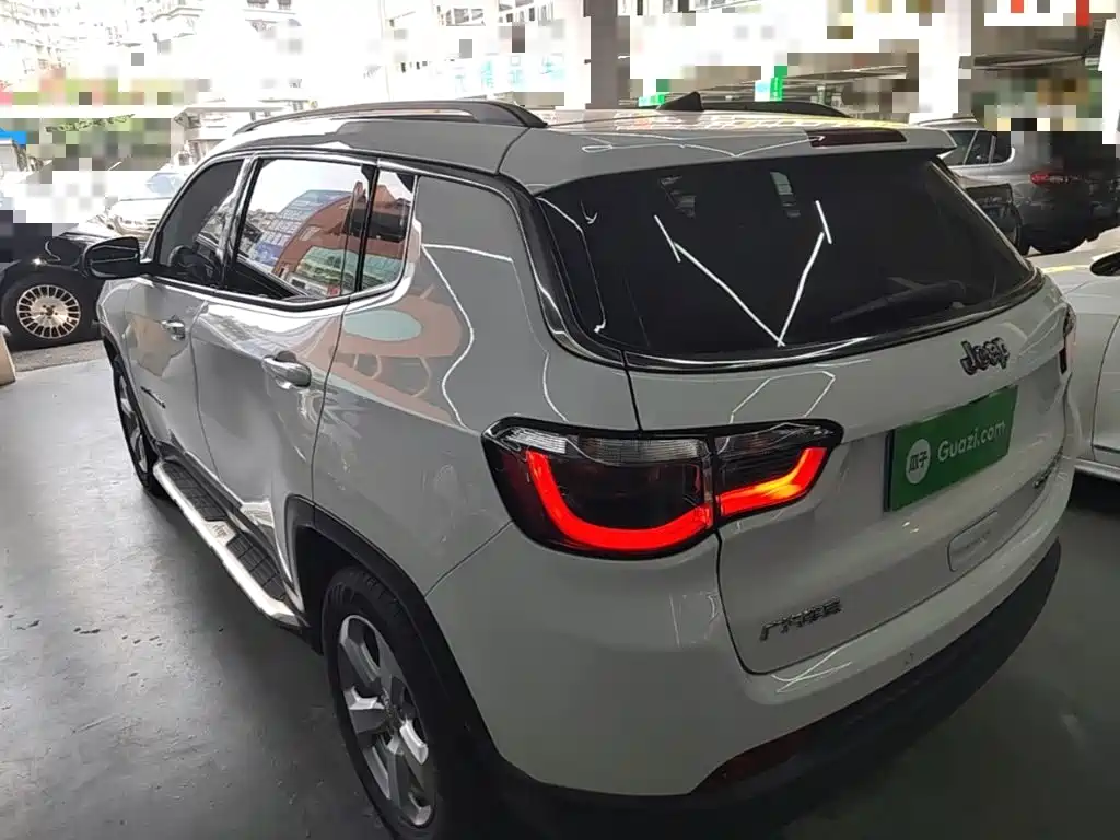 Jeep Compass — миниатюра 5