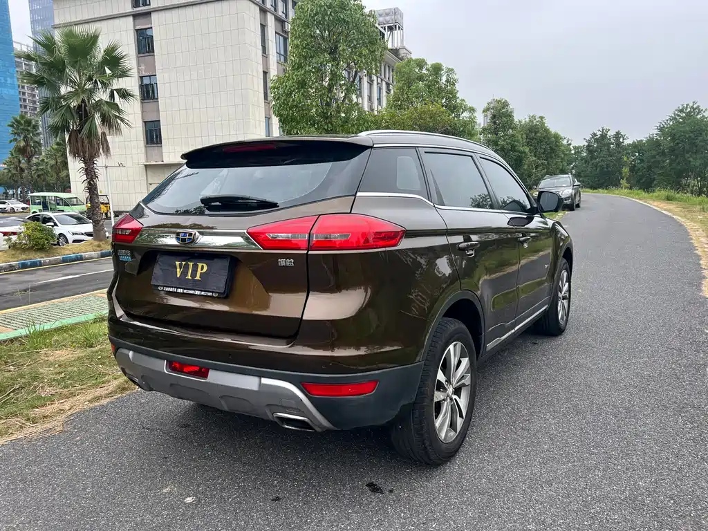 Geely Boyue — миниатюра 8