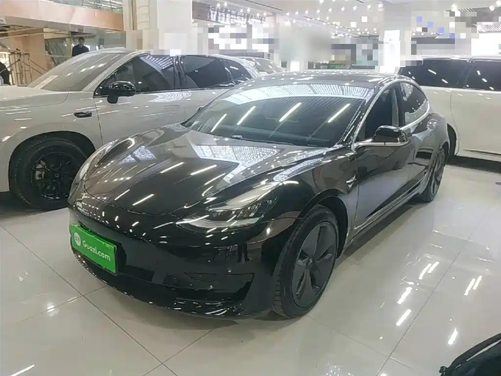 Tesla Model 3 2020