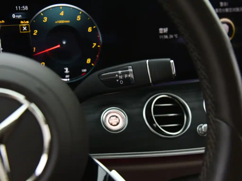 Mercedes-Benz E-Class E 2023 E 260 L