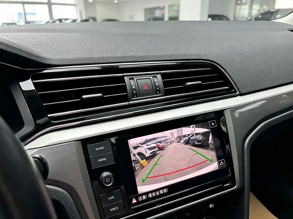 Volkswagen Lamando — миниатюра 13