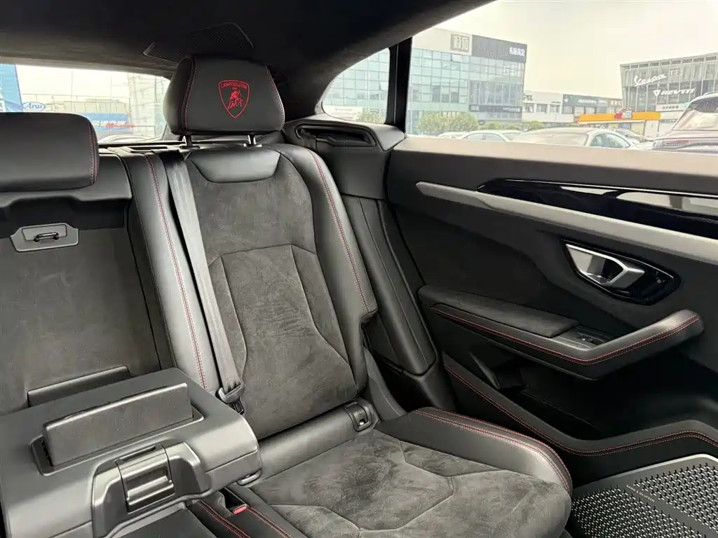 Lamborghini Urus — фотографии объявления, Фото 40