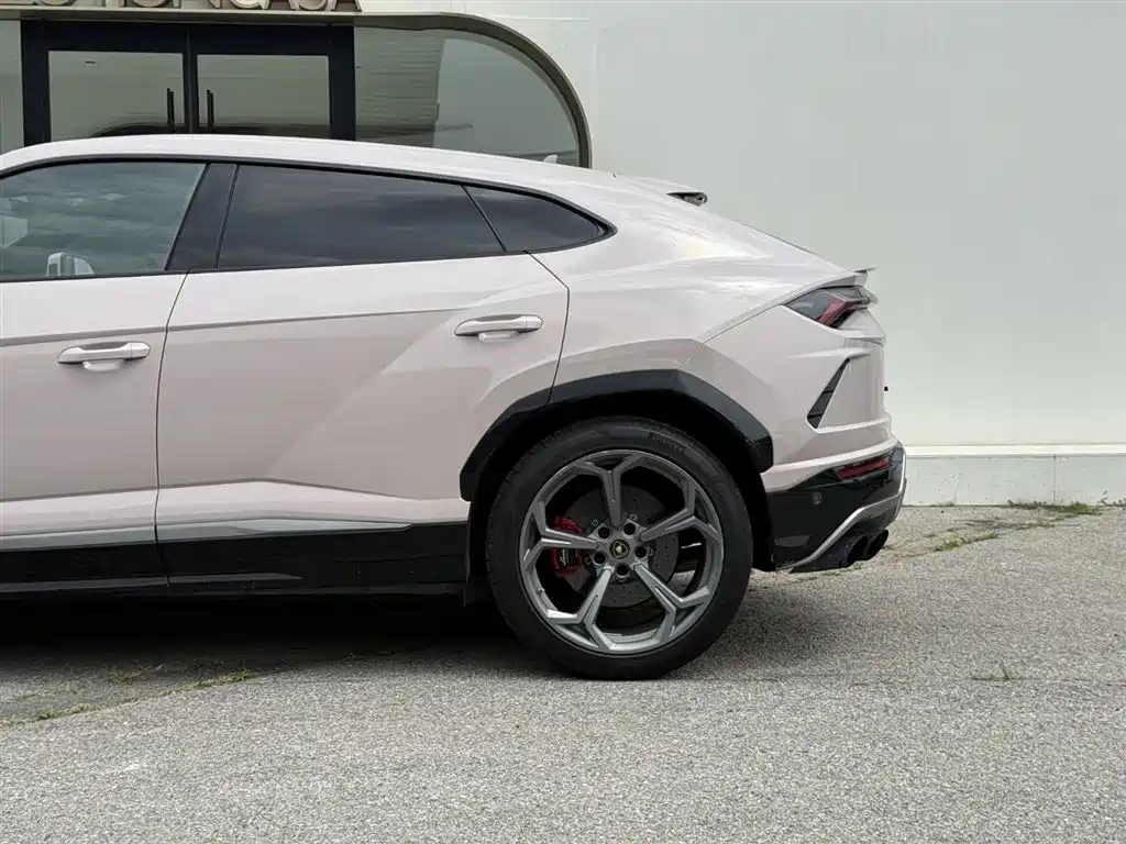 Lamborghini Urus 2018 4.0T V8