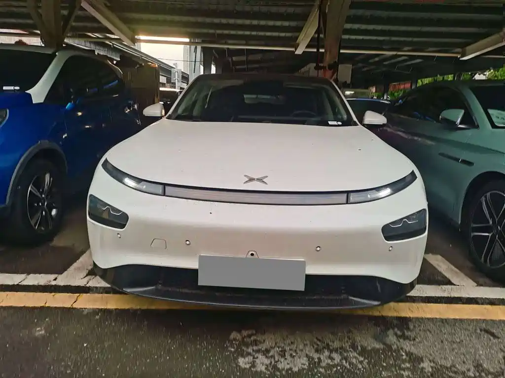XPeng P7 — миниатюра 2